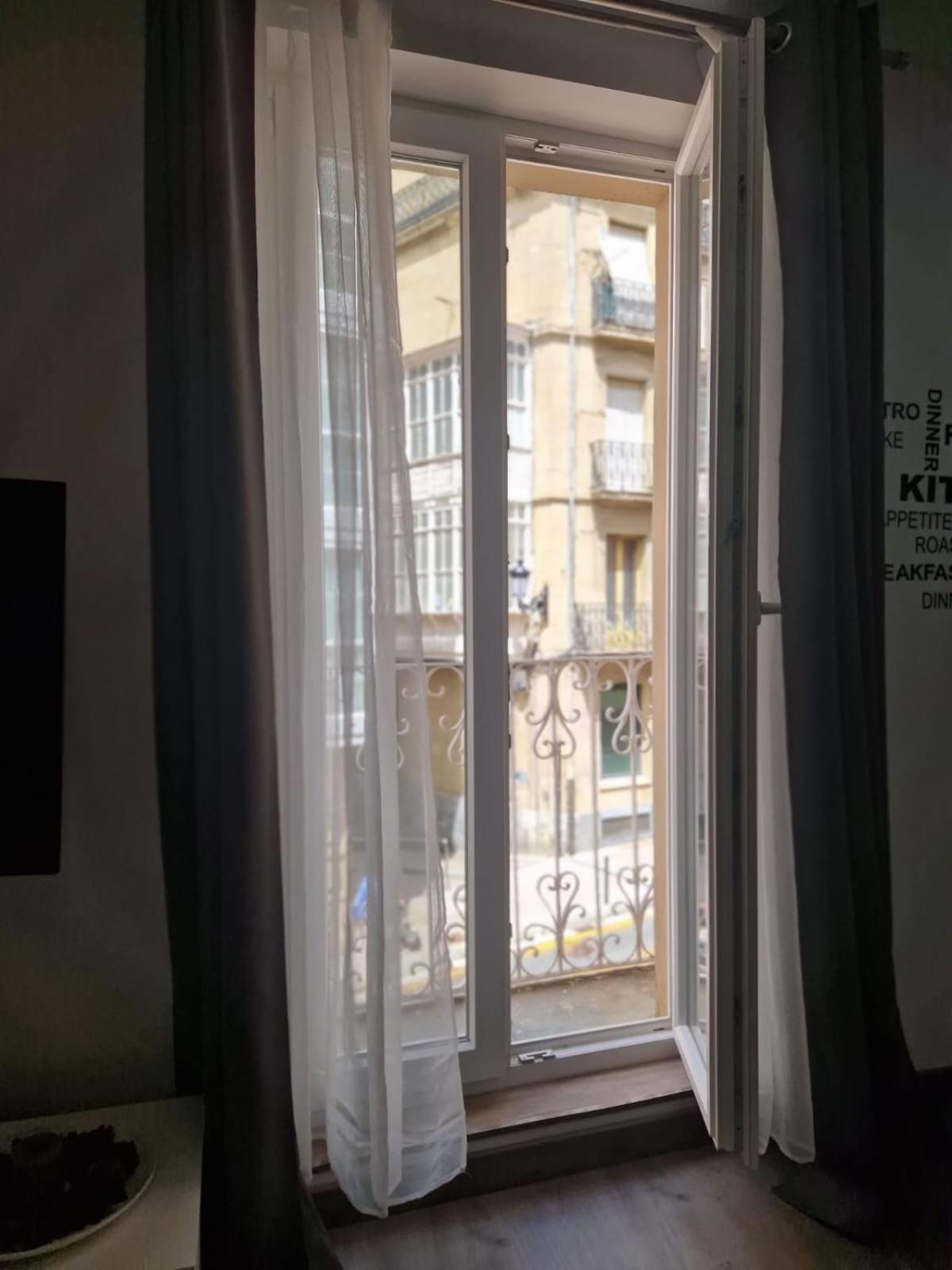 Apartamento Comarca De Харо Екстериор снимка